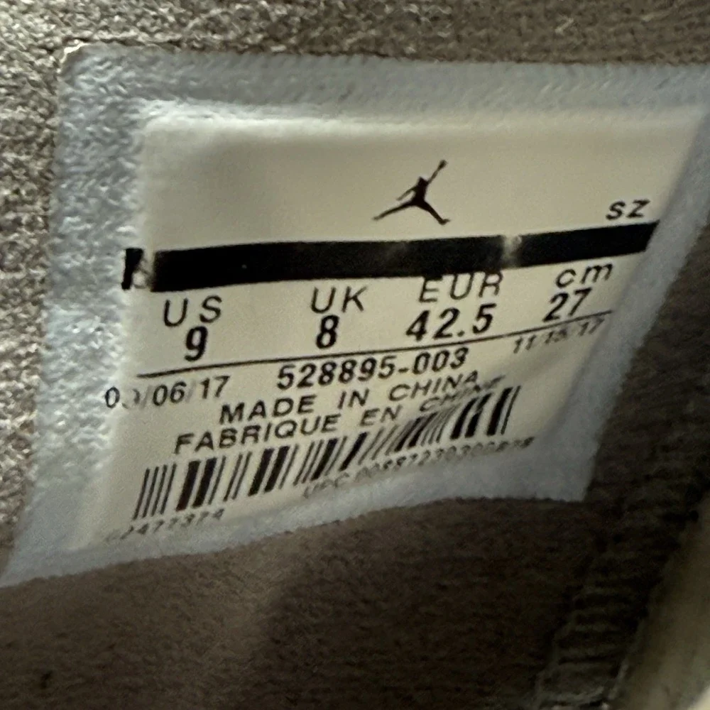 Jordan 11 Low Retro Cool Gray Men's‎ Size 9 528895-003